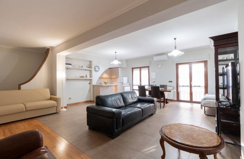 Trani Apartment | Villa with Pool & Garden - Underground floor