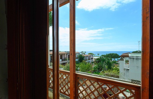 Montecorice Villa | Villa 'With Pool in Private Park' with Sea View, Wi-Fi and Air Conditioning