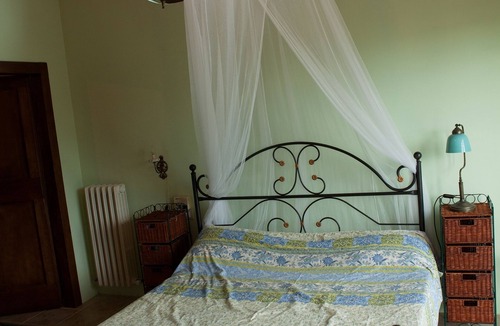 San Costanzo House | Villa with Pool very close to the Sea