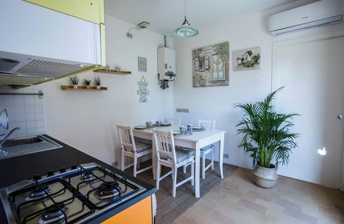Ostra House | Villa with veranda in Le Marche