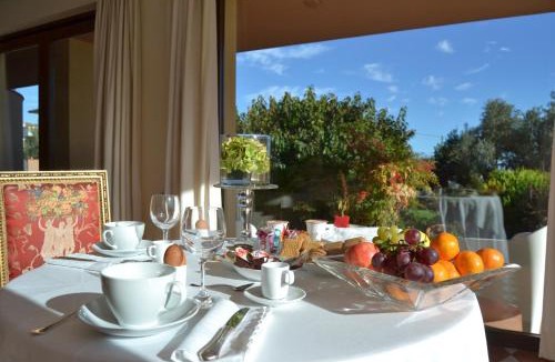 Pineta Bed & Breakfast | Villa Zagara Luxury Bed And Breakfast