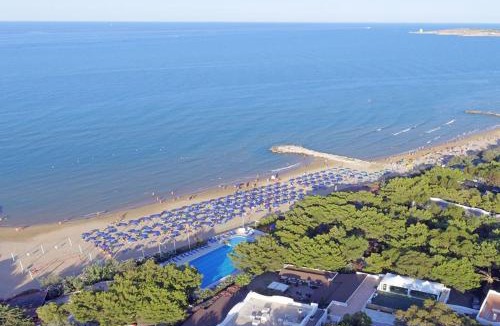 Mandrione Resort | Villaggio Gabbiano Beach
