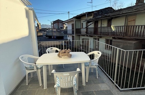 Bagnolo Piemonte House | Villar Blue House