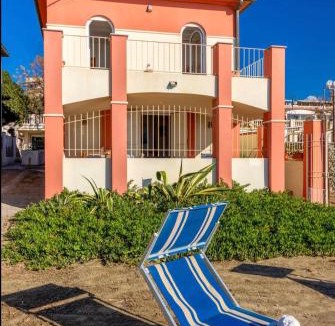 Follonica Villa | Villino Gelli