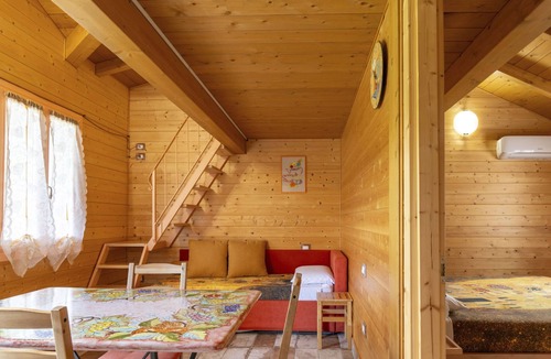 San Brizio House | 'Vindemia la salmon by Interhome