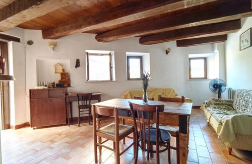 Smerillo Apartment | Vintage cozy apartment with 2 rooms