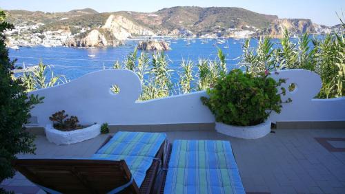 Ponza Villa | VisitPonza - Villa Faro