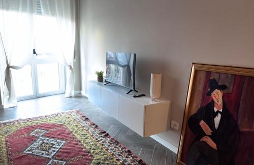 Casale Monferrato Apartment | Vista con camera - appartamento Grignolino