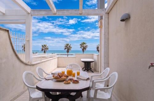Lido di Fermo Apartment | -Vista mare e colli- Wifi AC terrazza 5 posti