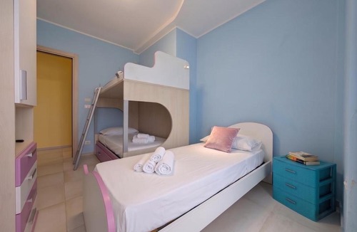 Lido di Fermo Apartment | -Vista mare- WiFi AC terrazza e 6 posti