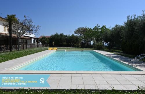 Villaggio Taunus Apartment | VIVA2 - Numana, quadrilocale in villa con piscina