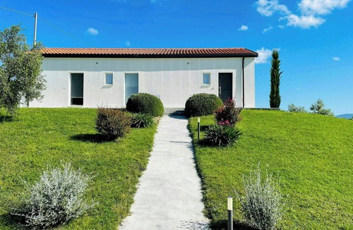 Recanati House | Wellness hillside house in Le Marche