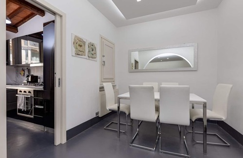 Rione III Colonna Apartment | White Style Alcove - Piazza Di Spagna