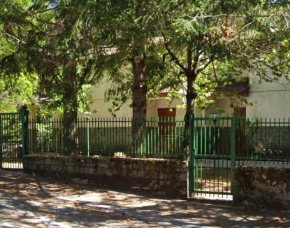 Taverna House | White’s House