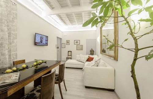 Rione IV Campo Marzio Apartment | WIN-SUITE A few steps from the Spanish Steps and Via Condotti and Via del Corso
