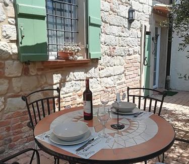 Ottiglio Apartment | Wohnung in Landhaus mit Resort-Adults only