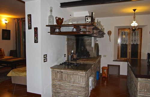 Morro d'Alba Apartment | Wohnung mit Gemeinschaftsgarten und Pool by Interhome
