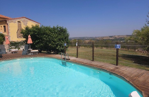 Campli Villa | Wonderful private villa with private pool, A/C, WIFI, TV, patio and pets allowed, close to Teramo