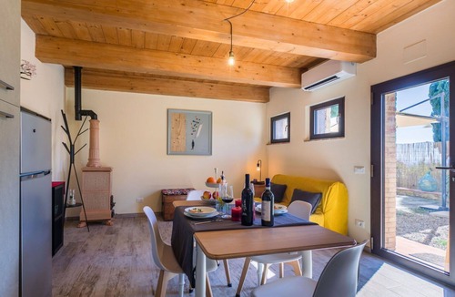 San Macario In Monte House | Wonderful private villa for 4 guests with WIFI, A/C, TV, patio and panoramic view