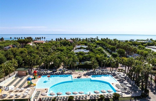 Giulianova House | Wonderful private villa for 4 guests with pool, A/C, WIFI and terrace