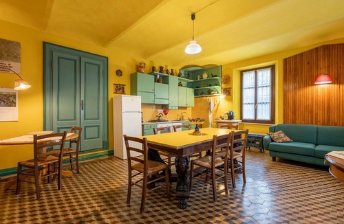 Cossano Belbo House | Wonderful private villa for 10 people with private pool, A/C, patio and pets allowed