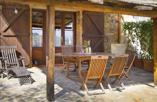 Campagnatico Villa | Wonderful private villa for 12 guests with private pool, WIFI, A/C, TV, patio and panoramic view