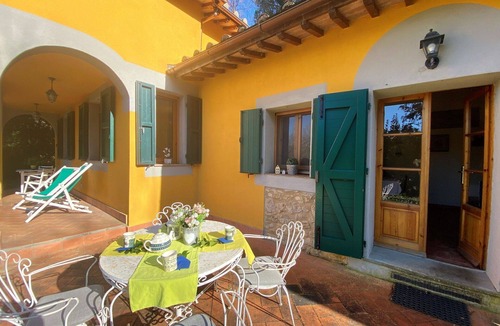 Montescudaio House | Wonderful private villa for 4 guests with WIFI, pets allowed and panoramic view