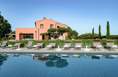 Ripatransone Villa | Wonderful private villa with private pool, WIFI, A/C, TV, patio, pets allowed and panoramic view