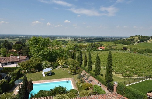 Zenevredo Villa | Wonderful private villa with private pool, A/C, WIFI, TV, patio, pets allowed and panoramic view