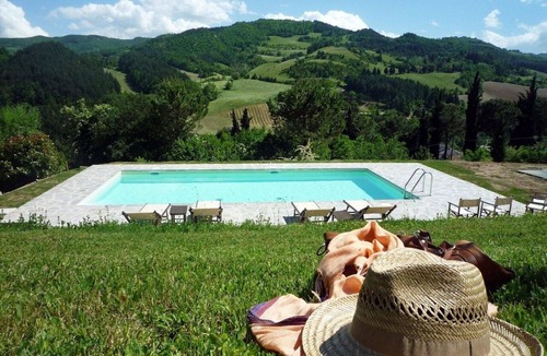Tredozio Villa | Wonderful private villa for 6 guests with private pool, WIFI, TV, patio and panoramic view