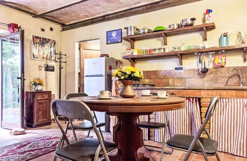 Montelovesco Villa | Wonderful private villa for 10 guests with private pool, WIFI, TV and pets allowed