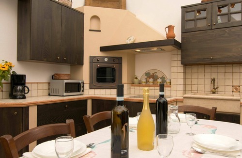 San Lupo House | Wonderful private villa with WIFI, A/C, private pool, TV, patio, pets allowed and panoramic view