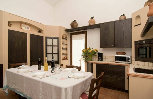 San Lupo House | Wonderful private villa with WIFI, A/C, private pool, TV, patio, pets allowed and panoramic view