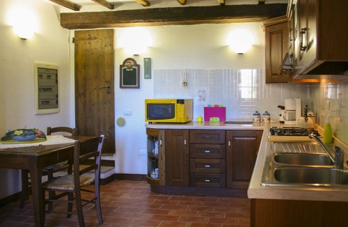 Pieve di Chio Villa | Wonderful private villa for 16 people with private pool, WIFI, TV and pets allowed