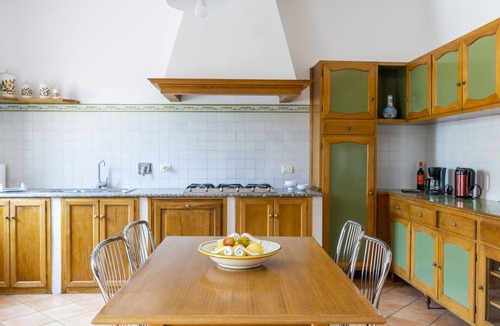 Sutri Villa | Wonderful private villa for 8 people with WIFI, A/C, private pool, TV, pets allowed and parking