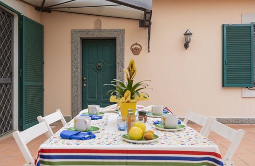 Sutri Villa | Wonderful private villa for 8 people with WIFI, A/C, private pool, TV, pets allowed and parking