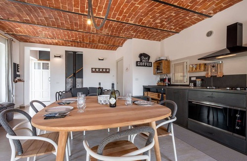 Asti House | Wonderful villa for 4 people with A/C, private pool, WIFI, TV and terrace