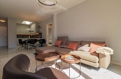 Ghiffa Apartment | Yachting Residence B 13 by Lago Reisen