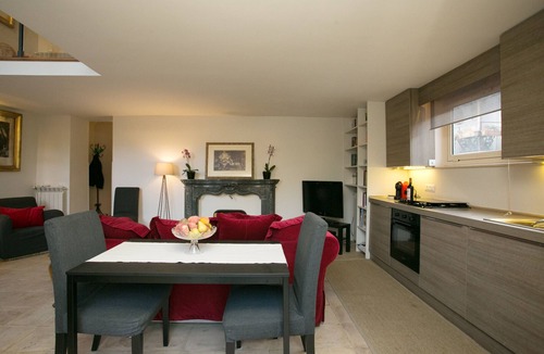 Rione IV Campo Marzio Apartment | Your Prestigious Penthouse at the Spanish Steps