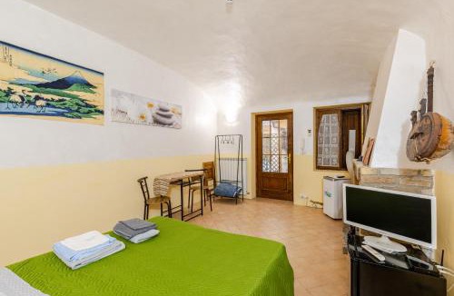 Casale Monferrato Apartment | Zen Studio in the Center With Free Parking and 24Hours Automatic Check-In