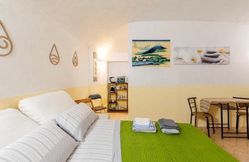 Casale Monferrato Apartment | Zen Studio in the Center With Free Parking and 24Hours Automatic Check-In with Netflix Dazn and Disney Plus and Air Conditioning