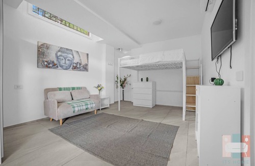 Forze Armate - Sella Nuova Apartment | ZU12/4 Spacious and bright apartment in Milan