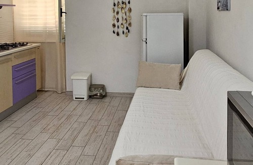 Peschici Apartment | Zwei-Zimmer-Penthouse-Wohnung mit Terrasse mit Meerblick by Interhome