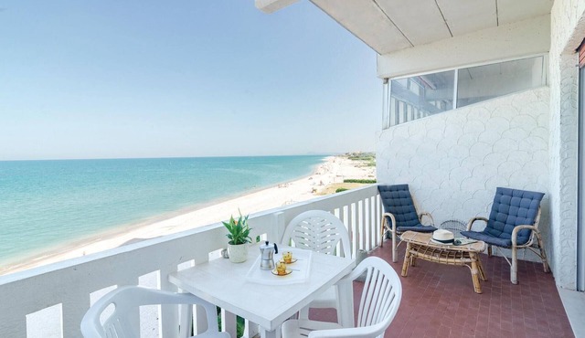 1 bedroom amazing apartment in Marotta PU