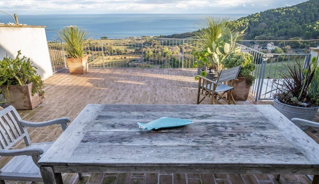 A26 - Poggio, sky-land with breathtaking sea view