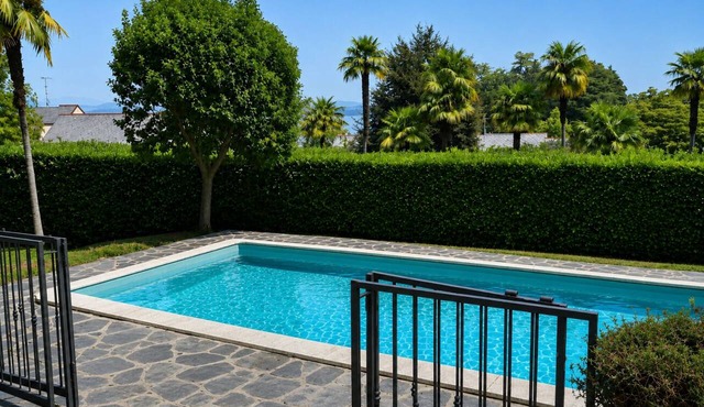 Acquazzurra, luxury duplex, pool, parking space, free WiFi