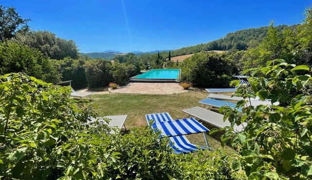 Adam House - Sleeps 7 to 8 - Totally exclusive for you and with exclusive pool