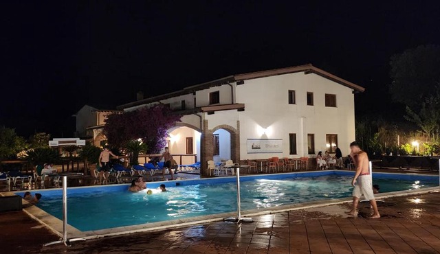Agri Hotel Cilento "Il Forno Antico"