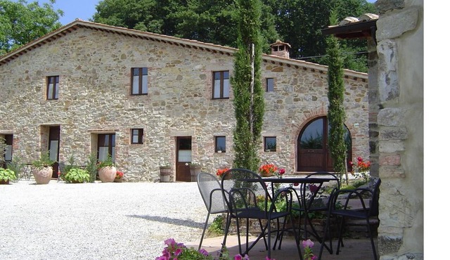 Agriturismo 'Granaio le Ghiande' with Mountain View, Shared Pool & Wi-Fi