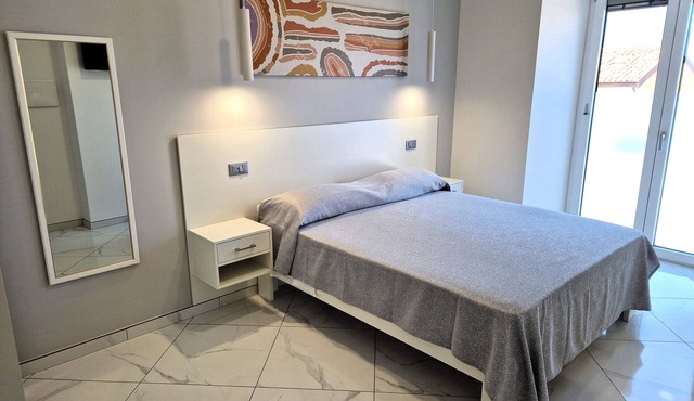 Al 211 Rooms, modern and welcoming guest house "Room 2"